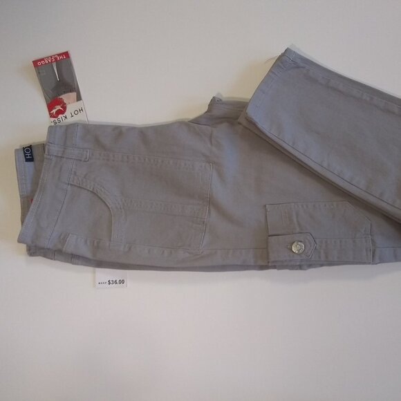 Hot Kiss Mid Rise Grey Cargo Pants - Size 5 - NWT - Junior’s - Casual Utility - Picture 1 of 11